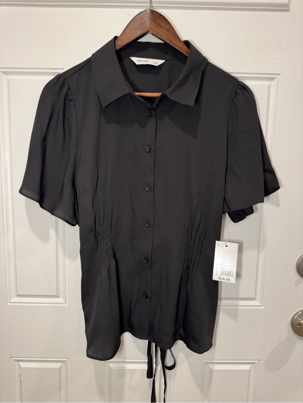 Kohl's Black Short-Sleeve Button-Front Blouse